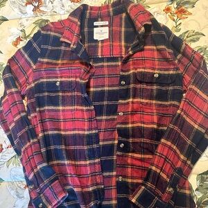 American Eagle Flannel, Size Medium